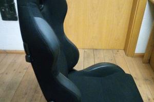 Sedile auto sportivo