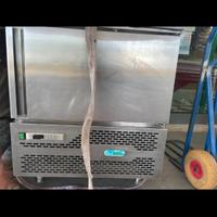 Varie attrezzature da pasticceria e cucina come nu