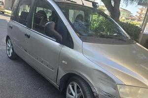 multipla 