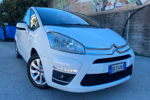 Citroen C4 Picasso 1.6 e-HDi 115 cv automatica 201