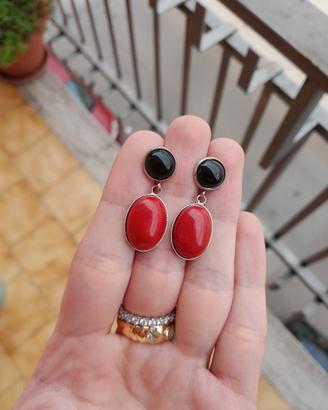 Meravigliosi orecchini in agata nera past corallo