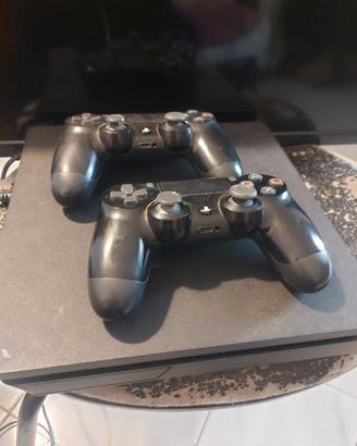 Playstation 4 e 2 joystick + tv 32 pollici