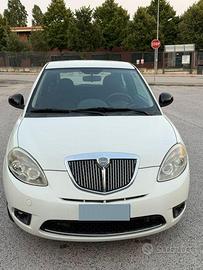 Lancia Y 1.2 benzina 2011