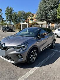 Renault Captur Plug-in Hybrid E-Tech 160 cv