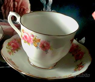 Tazza vintage  da tè Royal Albert 