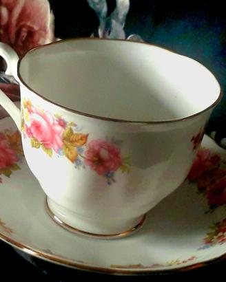 Tazza vintage  da tè Royal Albert 
