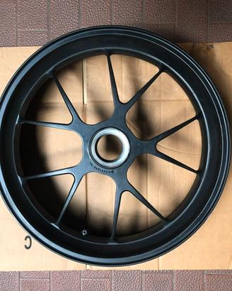 Pezzi speciali e ricambi per Mv Agusta Brutale old