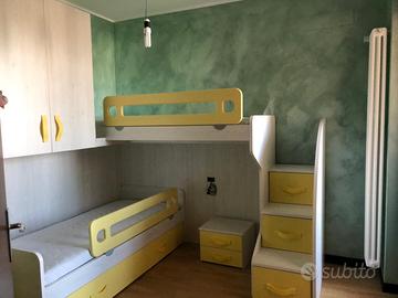 Cameretta  Mondo Convenienza - 3 letti + armadio