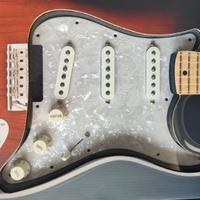 battipenna Fender Stratocaster Mex pre-Cablato