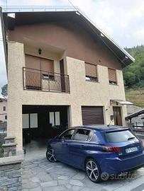 Casa indipendente di 113 m² con 4 locali e box aut