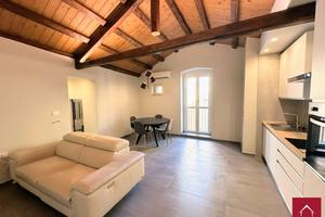 Trilocale ristrutturato e arredato Via Del Cardo