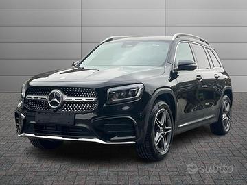 MERCEDES-BENZ GLB 200 d 4MATIC