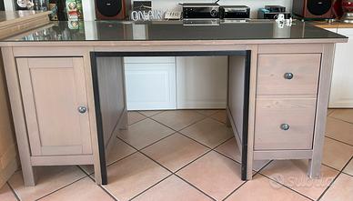 Scrivania hemnes ikea