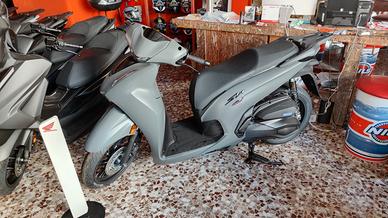 Honda SH 350 2026