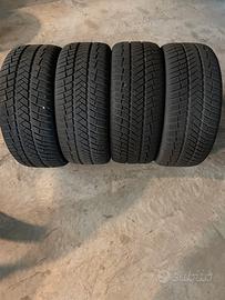 Pneumatici 275/40/22