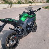 Kawasaki Ninja 1100 SX SE Akrapovich