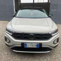 Volkswagen T-Roc 2.0 TDI SCR 150 CV DSG Sport Blue