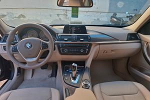 BMW320 touring modern