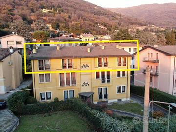 Appartamento di 238 m² con più di 5 locali e box a