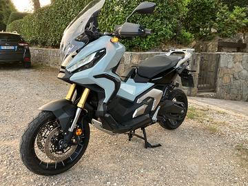 Honda X-ADV 750 ABS DCT