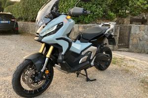 Honda X-ADV 750 ABS DCT