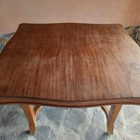 tavolo anno fine Ottocento inizi Novecento