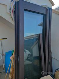 Infissi in alluminio 