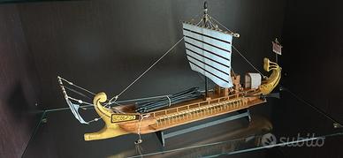 Modellino Galea Romana 1:72