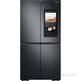 Elettrodomestici frigo, piano induzione, forno,