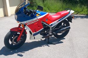 Honda VF 500 - 1986