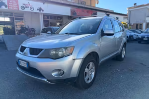 Mitsubishi Outlander 2.0 DI-D Invite DPF