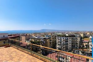 Appartamento Attico Portici via Liberta