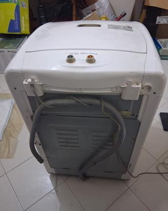 lavatrice LG 10kg come  nuova
