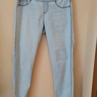 Jeggings azzurro pastello con risvolto