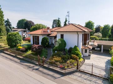 VILLA SINGOLA A ALBIATE