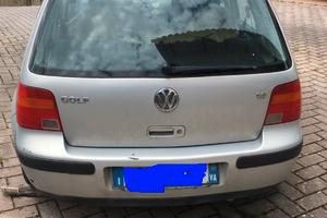 VOLKSWAGEN Golf 4ª serie - 1999