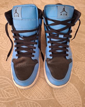 Nike Jordan Mid. 1