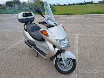 Honda Phanteon 150 2t
