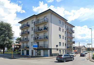 Ufficio al PT con vetrina in condominio superbonus
