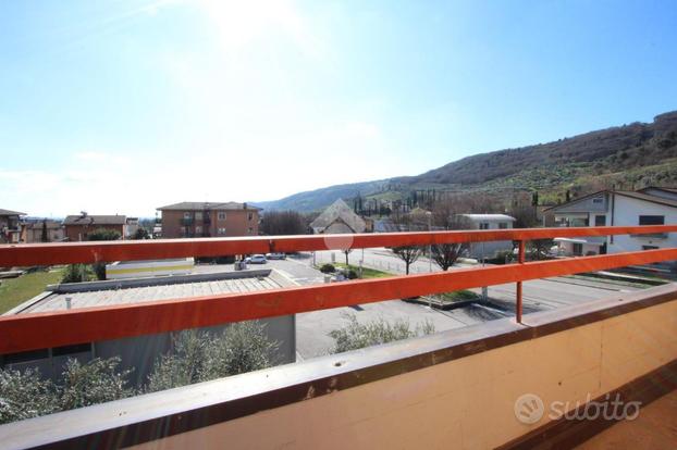2 LOCALI A GREZZANA