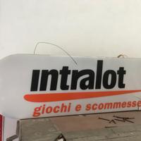 Insegna luminosa
