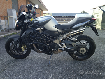 MV Agusta Brutale 920
