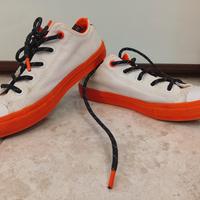 converse All Star bianche e arancioni 