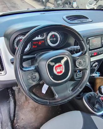 FIAT 500L 2016 STERZO