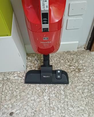 Scopa elettrica Miele