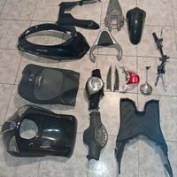 kit carene plastiche liberty complete ottime cond.