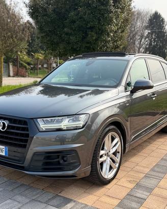 Audi Q7 50 TDI QUATTRO S LINE TETTO PANORAMICO