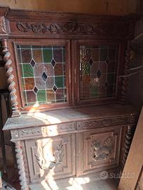 credenza 2 corpi rinascimentale scolpita 