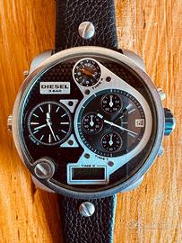 Orologio Diesel modello DZ-7125