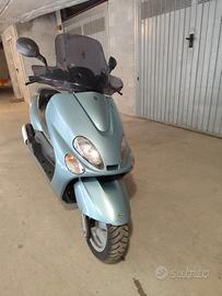 Scooter Yamaha 180